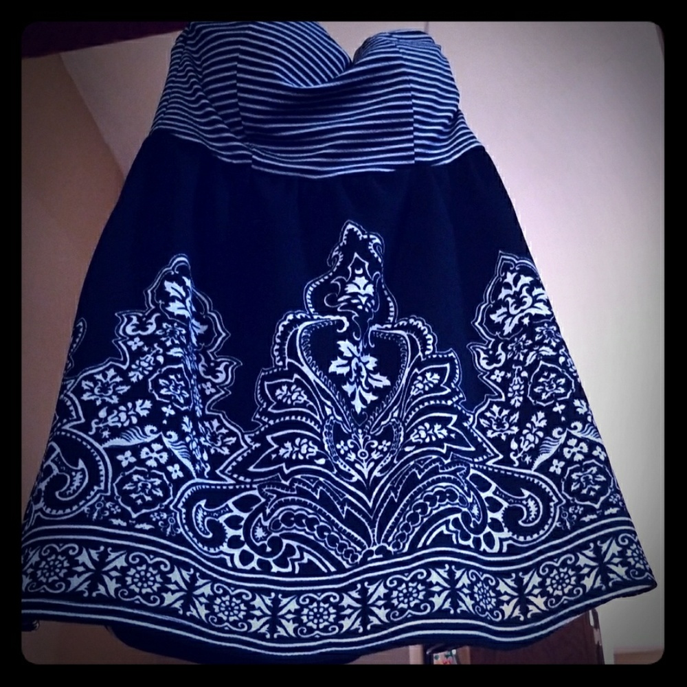 Strapless dress